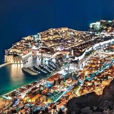 Appartamento Royal Palace Buza - Old Town Ragusa